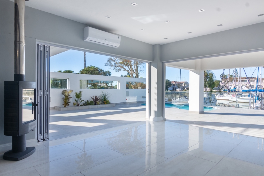 5 Bedroom Property for Sale in Laaiplek Western Cape